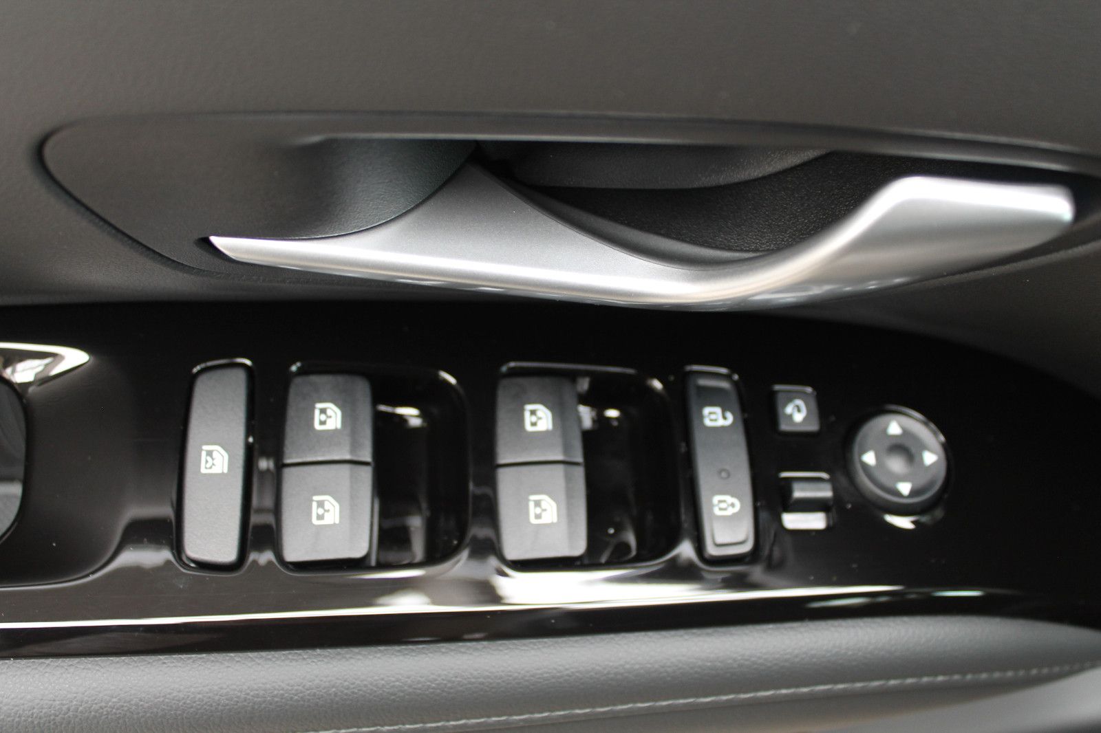 Fahrzeugabbildung Hyundai Tucson Trend 2WD 230 PS Hybrid Assistenzpaket