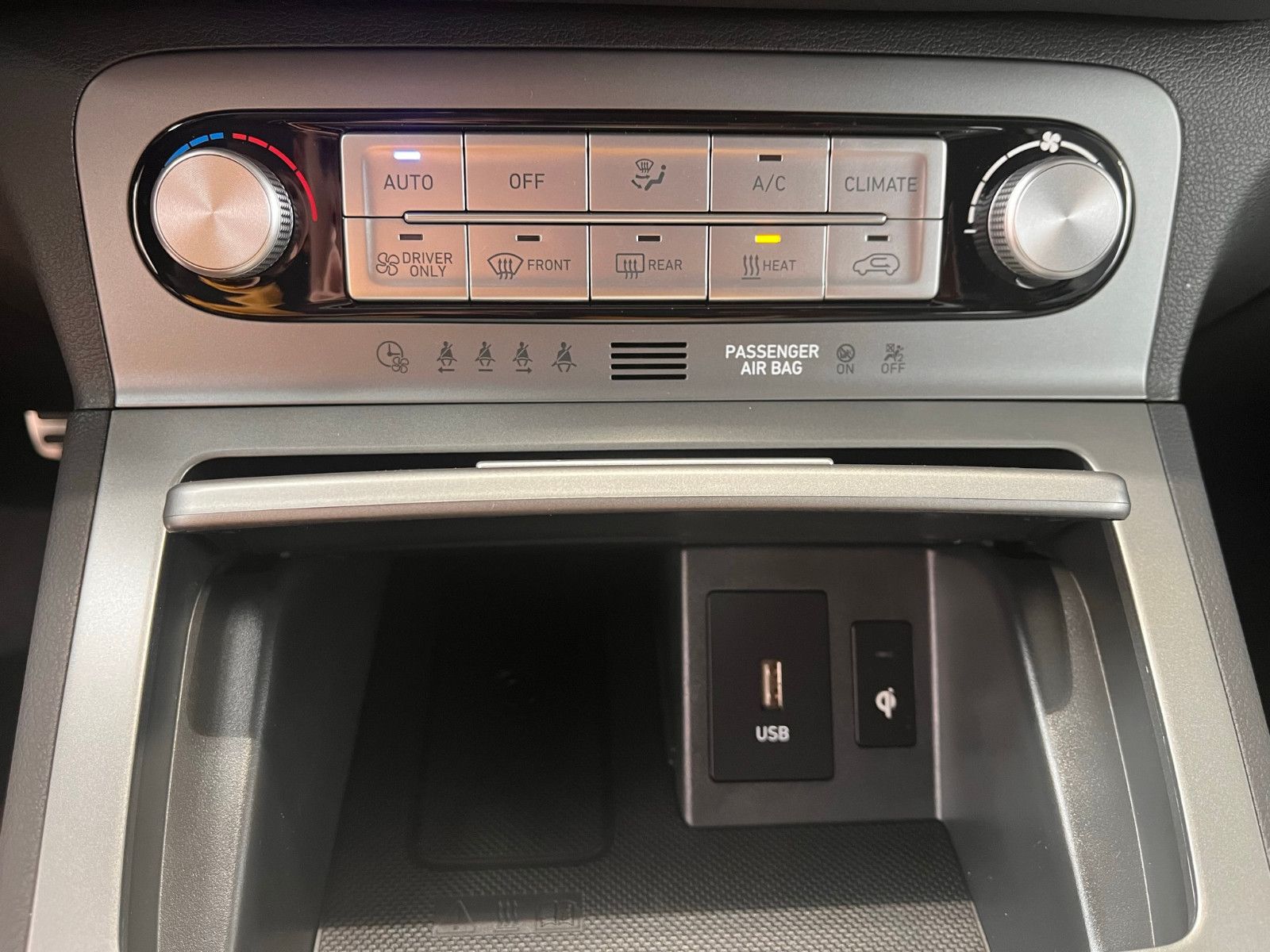 Fahrzeugabbildung Hyundai KONA Electro 150 KW Prime  Sitzpaket