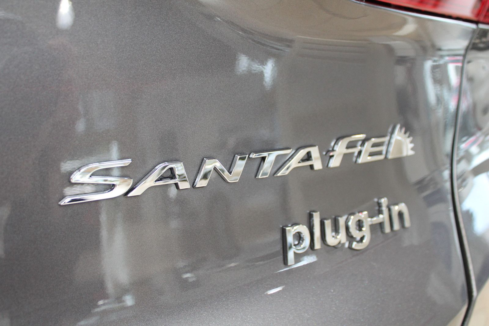 Fahrzeugabbildung Hyundai Santa Fe Facelift PHEV Signature  1.6 T-Gdi 4WD