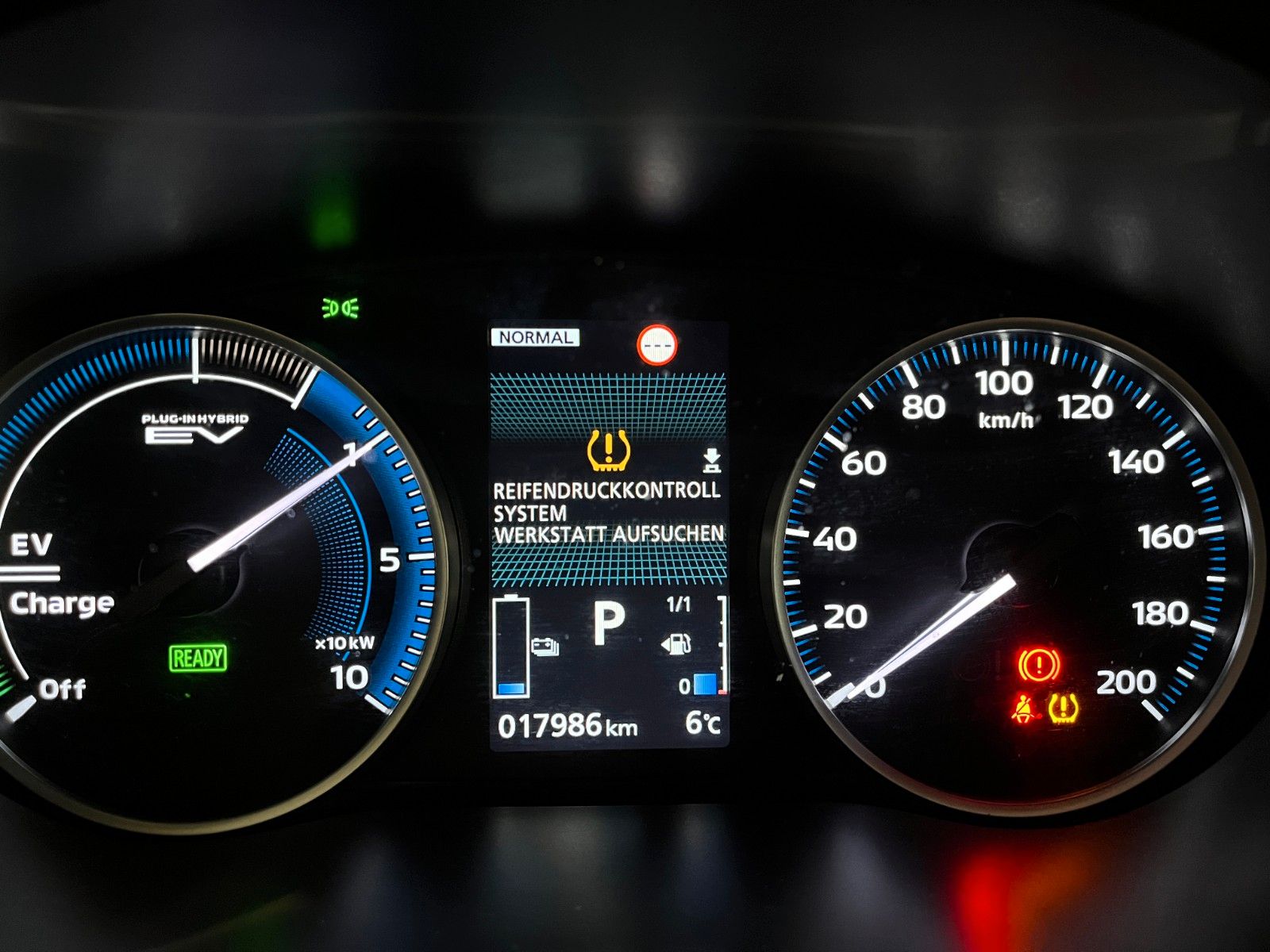 Fahrzeugabbildung Mitsubishi Eclipse Cross Plug-in Hybrid Plus