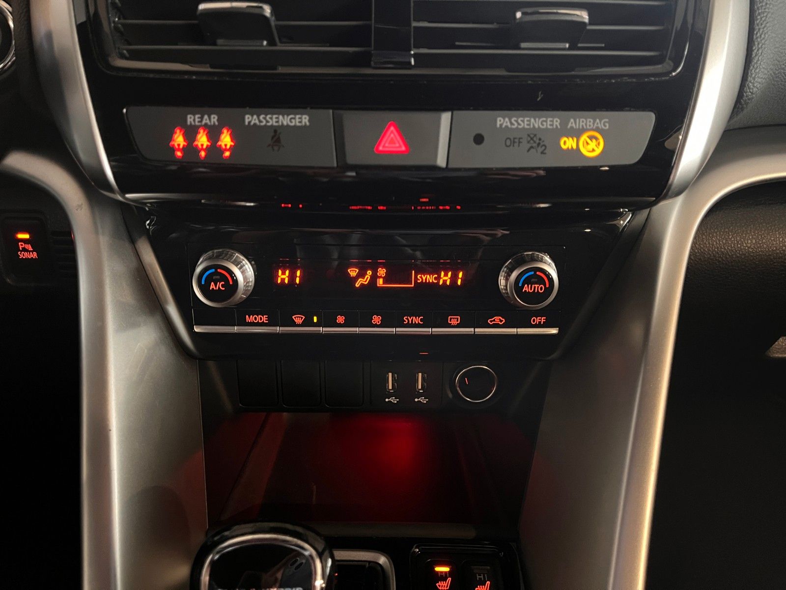 Fahrzeugabbildung Mitsubishi Eclipse Cross Plug-in Hybrid Plus